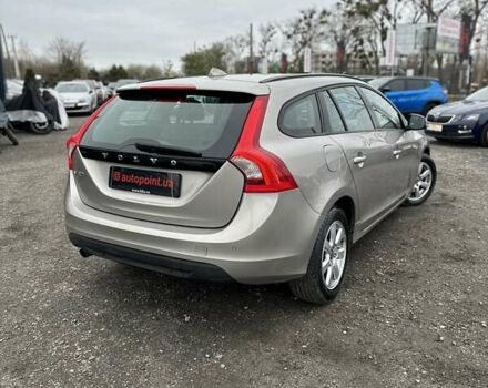 Бежевый Вольво B60, объемом двигателя 1.6 л и пробегом 215 тыс. км за 10300 $, фото 7 на Automoto.ua