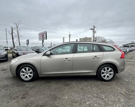 Бежевый Вольво B60, объемом двигателя 1.6 л и пробегом 215 тыс. км за 10300 $, фото 5 на Automoto.ua