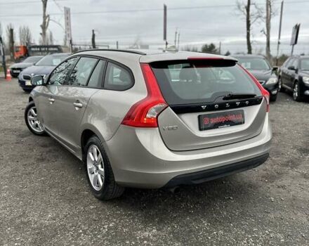 Бежевый Вольво B60, объемом двигателя 1.6 л и пробегом 215 тыс. км за 10300 $, фото 8 на Automoto.ua