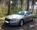 Бежевый Вольво B60, объемом двигателя 2.5 л и пробегом 163 тыс. км за 12700 $, фото 1 на Automoto.ua