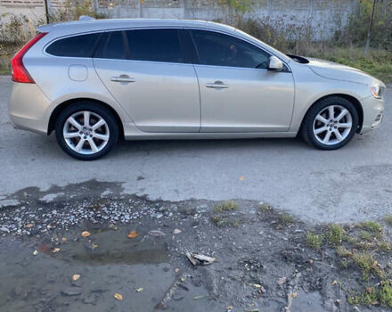 Вольво B60 2016 у Львові на Automoto.ua Бежевий Вольво B60, об'ємом двигуна 1.97 л та пробігом 158 тис. км за 13500 $, фото 16 на Automoto.ua