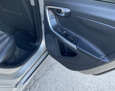 Вольво B60 2016 у Львові на Automoto.ua Бежевий Вольво B60, об'ємом двигуна 1.97 л та пробігом 158 тис. км за 13500 $, фото 33 на Automoto.ua