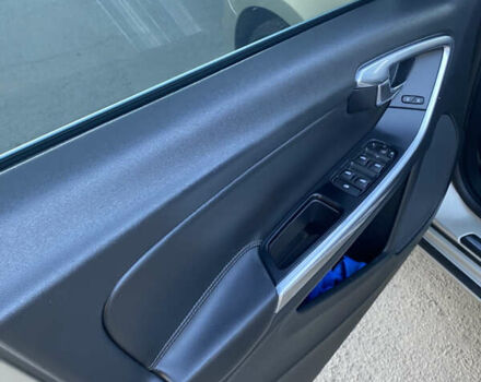 Вольво B60 2016 у Львові на Automoto.ua Бежевий Вольво B60, об'ємом двигуна 1.97 л та пробігом 158 тис. км за 13500 $, фото 27 на Automoto.ua