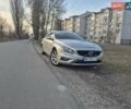 Бежевый Вольво B60, объемом двигателя 1.97 л и пробегом 151 тыс. км за 11500 $, фото 1 на Automoto.ua