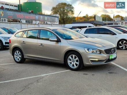 Вольво B60 2014 в Киеве на Automoto.ua Бежевый Вольво B60, объемом двигателя 1.56 л и пробегом 268 тыс. км за 12800 $, фото 1 на Automoto.ua