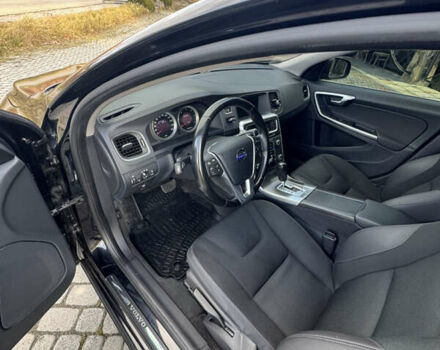 Чорний Вольво B60, об'ємом двигуна 1.98 л та пробігом 334 тис. км за 11777 $, фото 24 на Automoto.ua