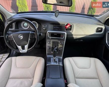 Черный Вольво B60, объемом двигателя 1.98 л и пробегом 275 тыс. км за 10200 $, фото 31 на Automoto.ua