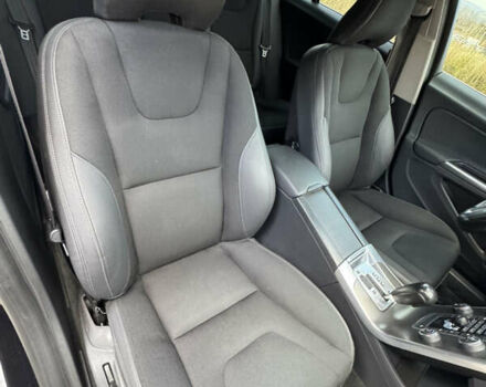 Чорний Вольво B60, об'ємом двигуна 1.98 л та пробігом 334 тис. км за 11777 $, фото 36 на Automoto.ua