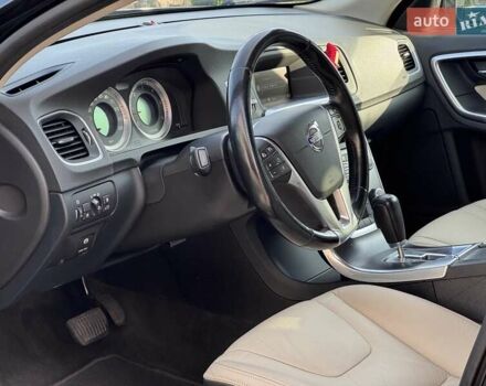 Черный Вольво B60, объемом двигателя 1.98 л и пробегом 275 тыс. км за 10200 $, фото 23 на Automoto.ua