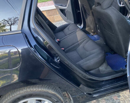 Черный Вольво B60, объемом двигателя 1.56 л и пробегом 290 тыс. км за 8400 $, фото 14 на Automoto.ua