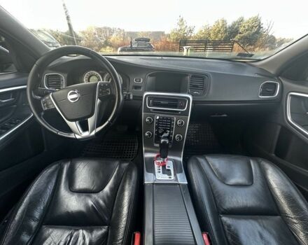 Черный Вольво B60, объемом двигателя 2 л и пробегом 323 тыс. км за 3250 $, фото 6 на Automoto.ua