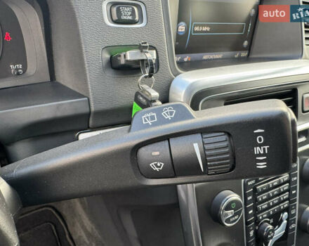 Чорний Вольво B60, об'ємом двигуна 2 л та пробігом 235 тис. км за 13300 $, фото 41 на Automoto.ua