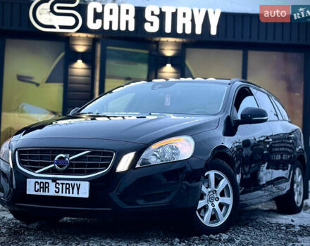 Черный Вольво B60, объемом двигателя 1.6 л и пробегом 242 тыс. км за 9700 $, фото 5 на Automoto.ua