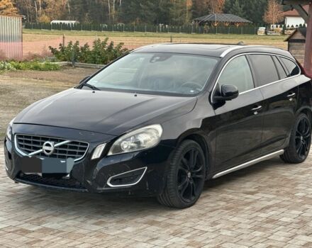 Чорний Вольво B60, об'ємом двигуна 2 л та пробігом 323 тис. км за 3250 $, фото 1 на Automoto.ua