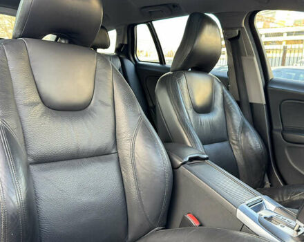 Чорний Вольво B60, об'ємом двигуна 2 л та пробігом 235 тис. км за 13300 $, фото 28 на Automoto.ua