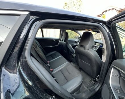 Чорний Вольво B60, об'ємом двигуна 2 л та пробігом 243 тис. км за 9700 $, фото 9 на Automoto.ua