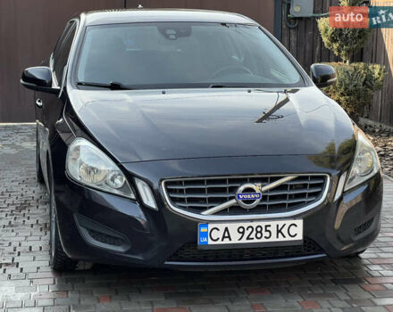 Чорний Вольво B60, об'ємом двигуна 1.98 л та пробігом 244 тис. км за 9500 $, фото 2 на Automoto.ua