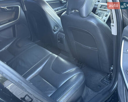 Черный Вольво B60, объемом двигателя 2 л и пробегом 204 тыс. км за 11390 $, фото 15 на Automoto.ua