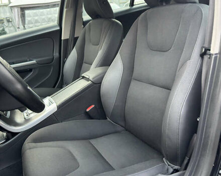 Чорний Вольво B60, об'ємом двигуна 1.98 л та пробігом 240 тис. км за 12700 $, фото 21 на Automoto.ua