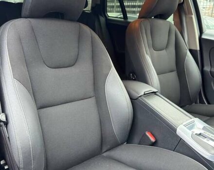 Черный Вольво B60, объемом двигателя 1.98 л и пробегом 237 тыс. км за 12700 $, фото 36 на Automoto.ua