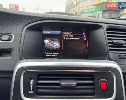 Черный Вольво B60, объемом двигателя 1.98 л и пробегом 237 тыс. км за 12700 $, фото 56 на Automoto.ua