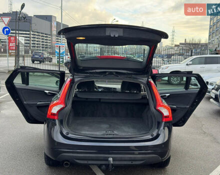 Чорний Вольво B60, об'ємом двигуна 1.98 л та пробігом 240 тис. км за 12700 $, фото 16 на Automoto.ua