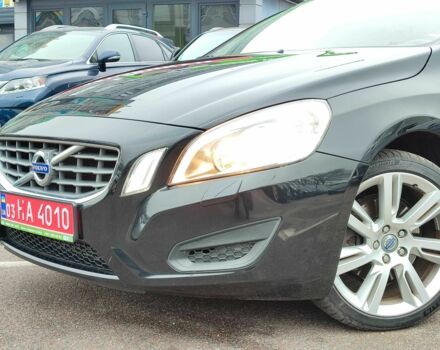 Чорний Вольво B60, об'ємом двигуна 2 л та пробігом 238 тис. км за 12700 $, фото 4 на Automoto.ua