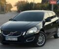 Черный Вольво B60, объемом двигателя 1.6 л и пробегом 290 тыс. км за 7650 $, фото 1 на Automoto.ua