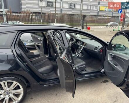 Черный Вольво B60, объемом двигателя 1.98 л и пробегом 237 тыс. км за 12700 $, фото 31 на Automoto.ua