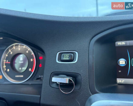 Черный Вольво B60, объемом двигателя 1.6 л и пробегом 242 тыс. км за 9700 $, фото 38 на Automoto.ua