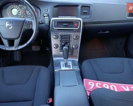 Черный Вольво B60, объемом двигателя 1.98 л и пробегом 226 тыс. км за 10900 $, фото 39 на Automoto.ua