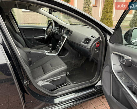 Чорний Вольво B60, об'ємом двигуна 1.56 л та пробігом 275 тис. км за 9650 $, фото 30 на Automoto.ua