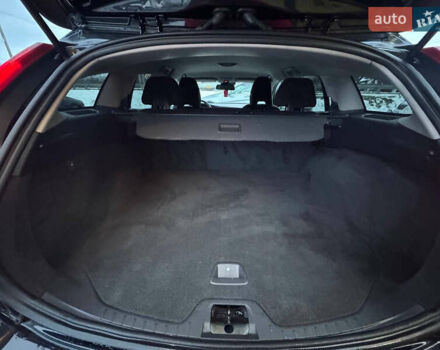 Черный Вольво B60, объемом двигателя 1.6 л и пробегом 242 тыс. км за 9700 $, фото 26 на Automoto.ua