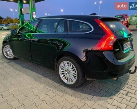 Черный Вольво B60, объемом двигателя 1.98 л и пробегом 263 тыс. км за 10600 $, фото 6 на Automoto.ua