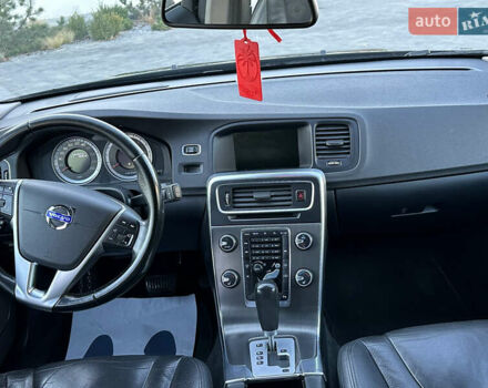 Черный Вольво B60, объемом двигателя 2 л и пробегом 204 тыс. км за 11390 $, фото 13 на Automoto.ua