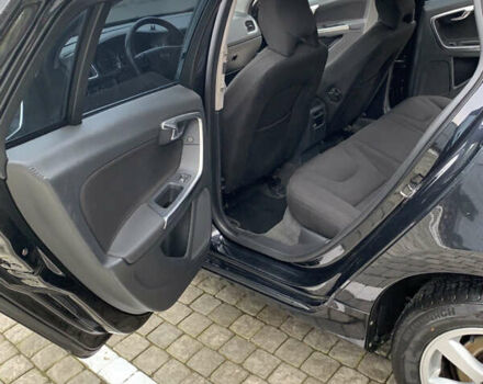 Черный Вольво B60, объемом двигателя 1.98 л и пробегом 228 тыс. км за 12500 $, фото 8 на Automoto.ua