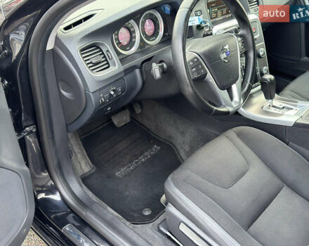 Чорний Вольво B60, об'ємом двигуна 1.98 л та пробігом 240 тис. км за 12700 $, фото 19 на Automoto.ua