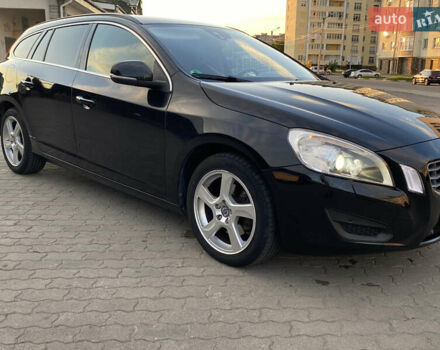 Черный Вольво B60, объемом двигателя 2 л и пробегом 264 тыс. км за 10200 $, фото 6 на Automoto.ua