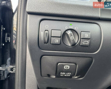 Чорний Вольво B60, об'ємом двигуна 2 л та пробігом 235 тис. км за 13300 $, фото 43 на Automoto.ua