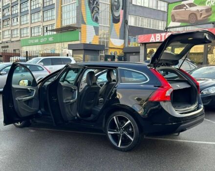 Черный Вольво B60, объемом двигателя 2 л и пробегом 213 тыс. км за 13300 $, фото 19 на Automoto.ua