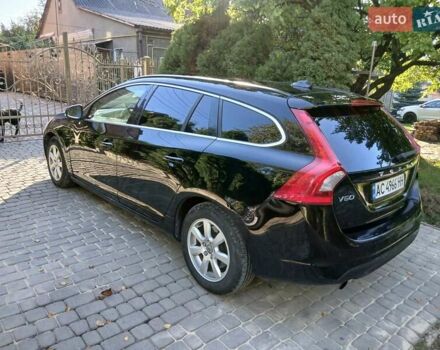 Черный Вольво B60, объемом двигателя 1.56 л и пробегом 314 тыс. км за 11500 $, фото 8 на Automoto.ua