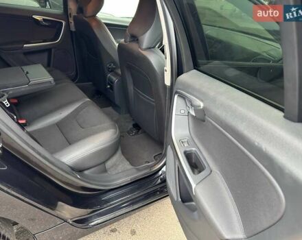 Черный Вольво B60, объемом двигателя 1.98 л и пробегом 237 тыс. км за 12700 $, фото 38 на Automoto.ua