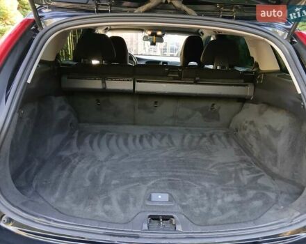 Черный Вольво B60, объемом двигателя 1.56 л и пробегом 314 тыс. км за 11500 $, фото 4 на Automoto.ua