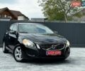Чорний Вольво B60, об'ємом двигуна 2 л та пробігом 260 тис. км за 10900 $, фото 1 на Automoto.ua