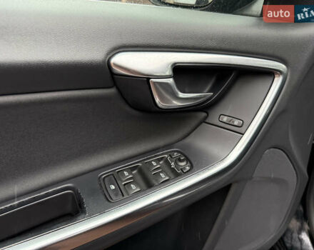 Чорний Вольво B60, об'ємом двигуна 1.56 л та пробігом 275 тис. км за 9650 $, фото 21 на Automoto.ua