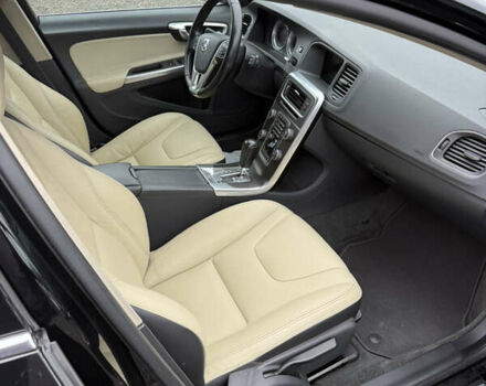 Вольво B60 2011 в Луцке на Automoto.ua Черный Вольво B60, объемом двигателя 2 л и пробегом 240 тыс. км за 9990 $, фото 10 на Automoto.ua