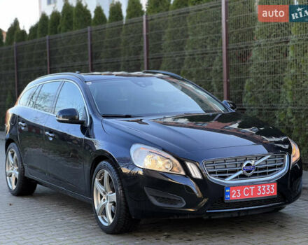 Черный Вольво B60, объемом двигателя 1.56 л и пробегом 275 тыс. км за 10500 $, фото 4 на Automoto.ua