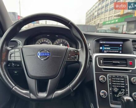 Черный Вольво B60, объемом двигателя 1.98 л и пробегом 237 тыс. км за 12700 $, фото 46 на Automoto.ua