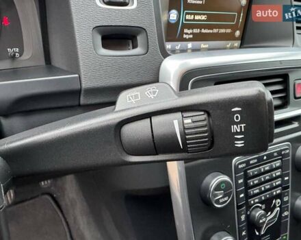 Черный Вольво B60, объемом двигателя 1.98 л и пробегом 237 тыс. км за 12700 $, фото 50 на Automoto.ua