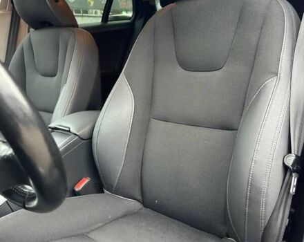 Черный Вольво B60, объемом двигателя 1.98 л и пробегом 237 тыс. км за 12700 $, фото 33 на Automoto.ua